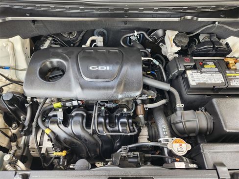 Used 2017 Kia Soul image 29