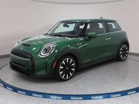 Used 2022 MINI Cooper S image 1