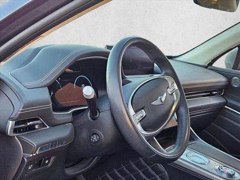Used 2022 Genesis GV80 3.5T Prestige Signature image 9