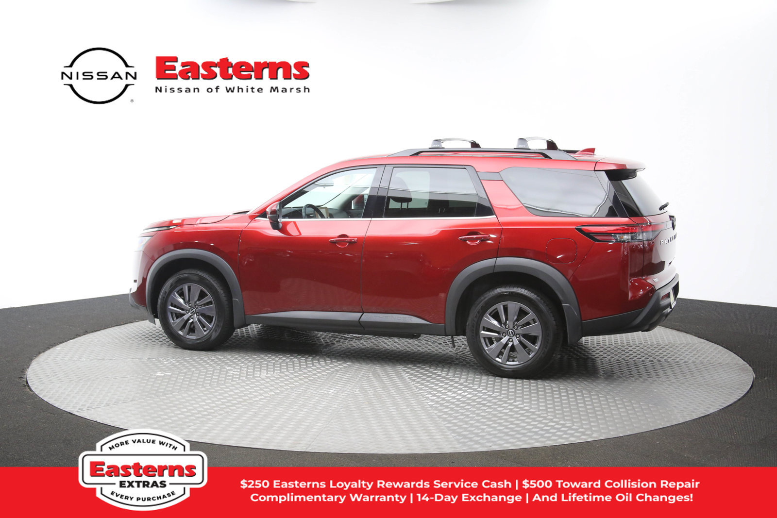 Used 2023 Nissan Pathfinder SV AWD/4WD image 59