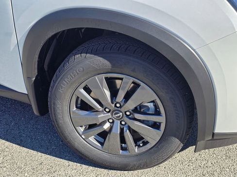 New 2026 Nissan Pathfinder SV w/ Cargo Package image 9