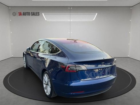 Used 2018 Tesla Model 3 Long Range image 3