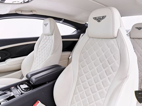 Used 2016 Bentley Continental GT AWD/4WD image 45