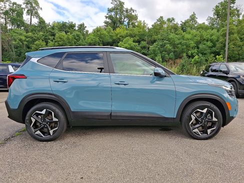 Used 2024 Kia Seltos EX AWD/4WD image 7