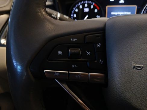 Used 2021 Cadillac XT6 Premium Luxury image 18