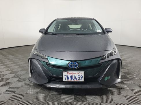 Used 2017 Toyota Prius Prime Advanced image 9