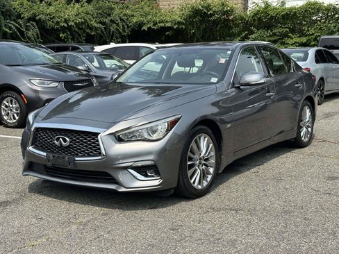 Used 2019 INFINITI Q50 Luxe w/ Essential Package (3.0T Luxe) AWD/4WD image 7