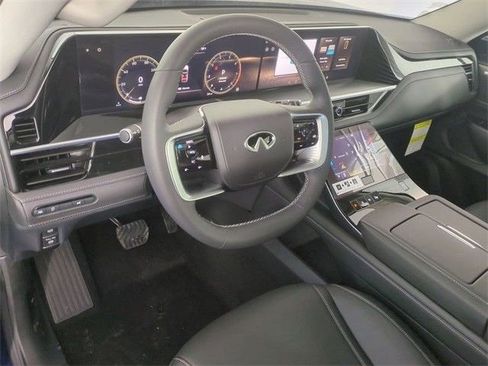 Used 2025 INFINITI QX80 Pure image 13