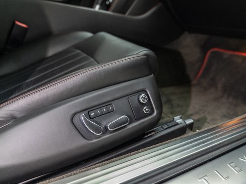 Used 2015 Bentley Continental GT image 59