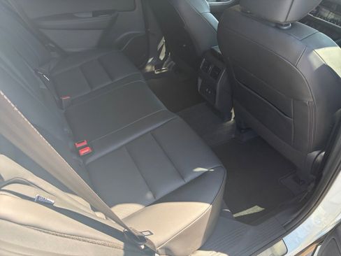 Certified 2026 Nissan Rogue SV FWD image 33