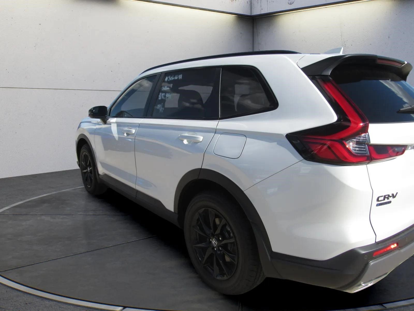 Used 2026 Honda CR-V Sport-L image 4