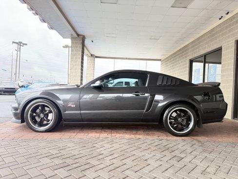 Used 2008 Ford Mustang GT Premium RWD image 9