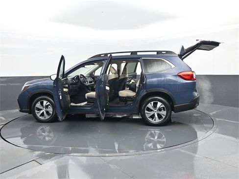 Used 2024 Subaru Ascent Premium w/ Convenience Package image 32