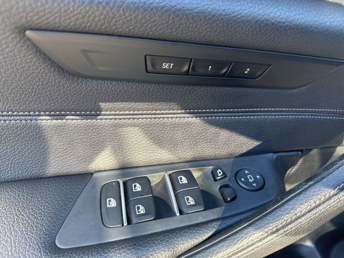 Used 2018 BMW 540i 540i w/ M Sport Package image 29