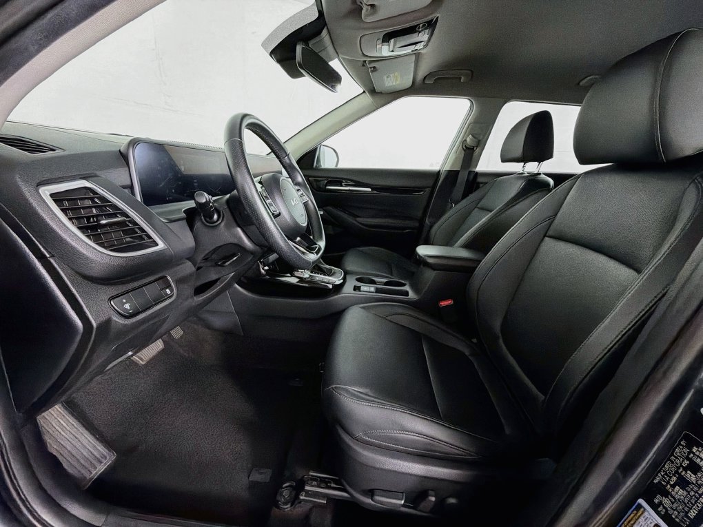 Used 2024 Kia Seltos SX AWD/4WD image 12