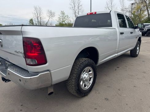 Used 2018 RAM 2500 Tradesman w/ Chrome Appearance Group AWD/4WD image 11
