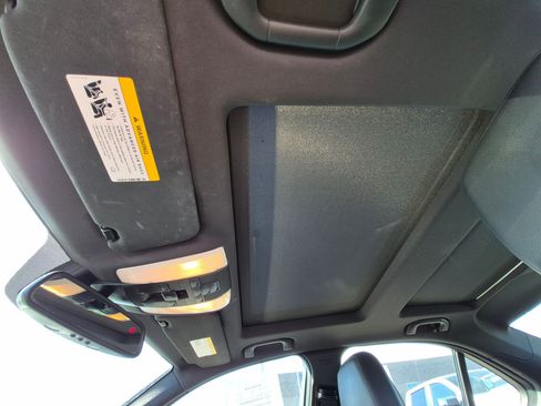 Used 2013 Mercedes-Benz C 250 Sedan image 16