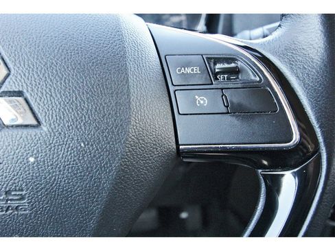 Used 2021 Mitsubishi Outlander Sport SE image 12