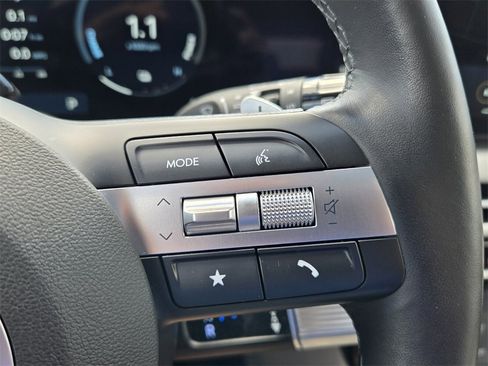 Certified 2025 Hyundai Tucson Limited image 26