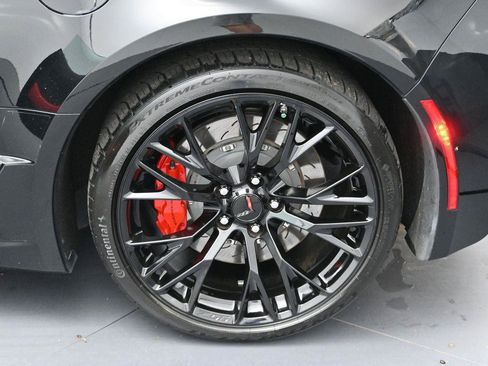 Used 2019 Chevrolet Corvette Z06 RWD image 29