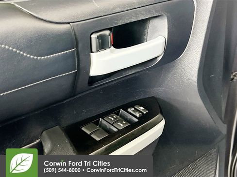 Used 2017 Toyota Tundra Limited image 12