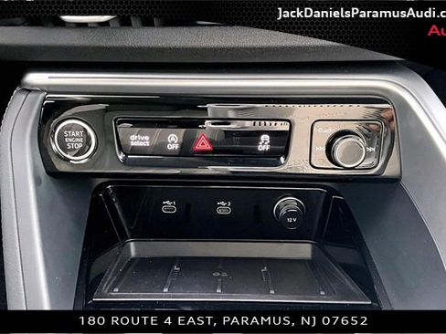 Used 2025 Audi Q5 Premium Plus w/ Premium Plus image 22