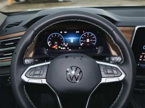 New 2026 Volkswagen Atlas SE image 23