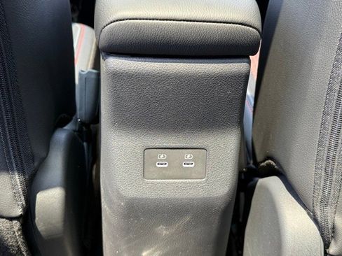 New 2025 Nissan Kicks SR w/ SR Premium Package image 17