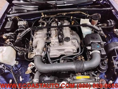 Used 2003 MAZDA MX-5 Miata image 9