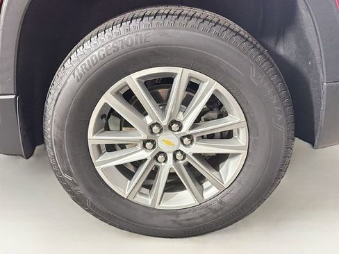 Used 2023 Chevrolet Traverse LT w/ LPO, Floor Liner Package AWD/4WD image 32