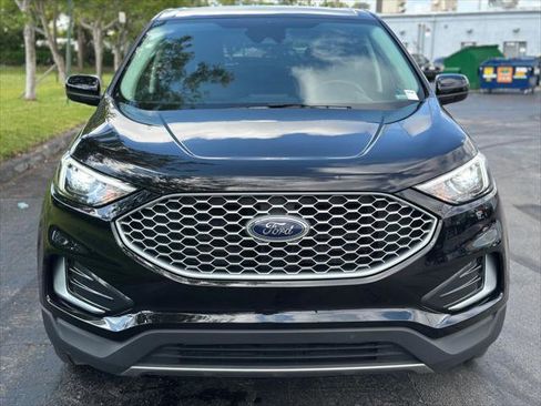 Used 2024 Ford Edge SEL image 3
