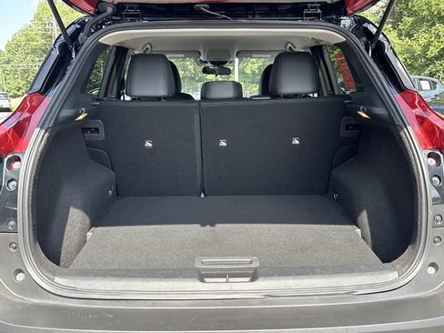 Certified 2025 Nissan Kicks SR FWD image 18
