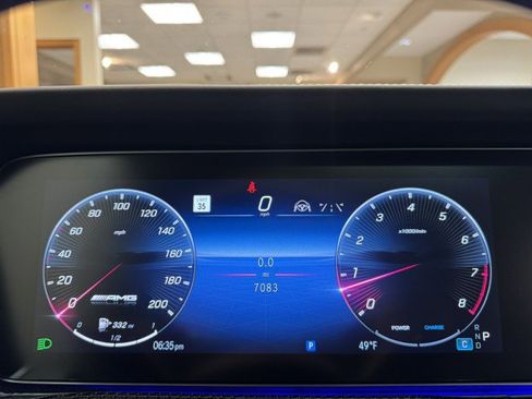 Used 2025 Mercedes-Benz G 63 AMG AMG G 63 image 25