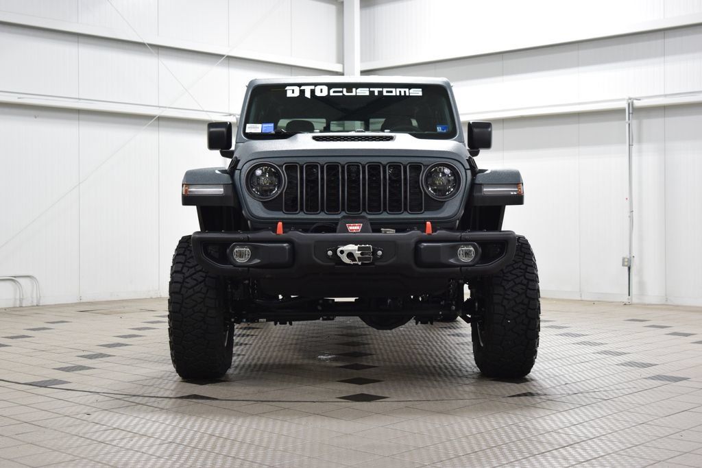 Used 2026 Jeep Gladiator Mojave AWD/4WD image 2