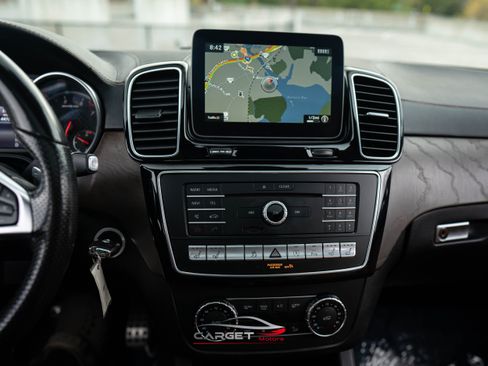 Used 2019 Mercedes-Benz GLE 43 AMG 4MATIC image 29