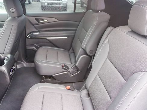 Used 2026 Chevrolet Traverse LT w/ Driver Confidence Package image 17