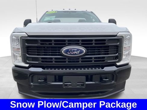 Used 2023 Ford F250 XL w/ Snow Plow/Camper Package AWD/4WD image 8