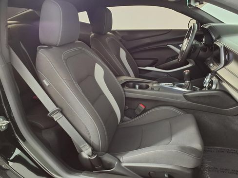 Used 2023 Chevrolet Camaro SS RWD image 9