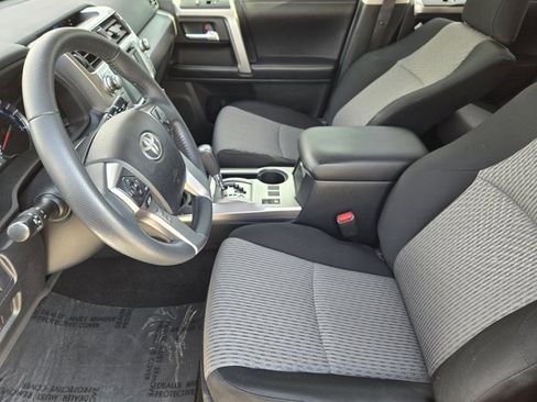 Used 2018 Toyota 4Runner SR5 image 12