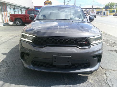 Used 2024 Dodge Durango GT AWD/4WD image 3