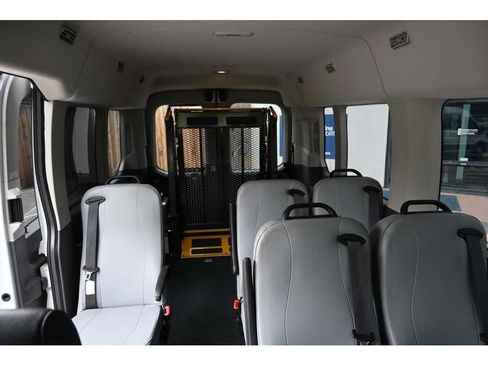 Used 2022 Ford Transit 350 XL image 19