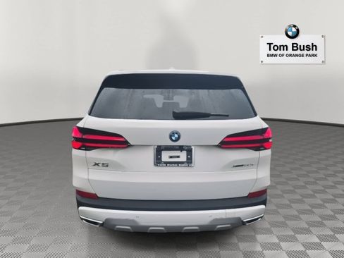 New 2026 BMW X5 xDrive50e w/ Premium Package image 3