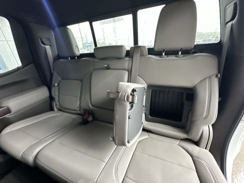 Used 2021 GMC Sierra 1500 SLT w/ SLT Premium Plus Package AWD/4WD image 35