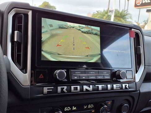 Certified 2025 Nissan Frontier SV w/ SV Convenience Package image 6