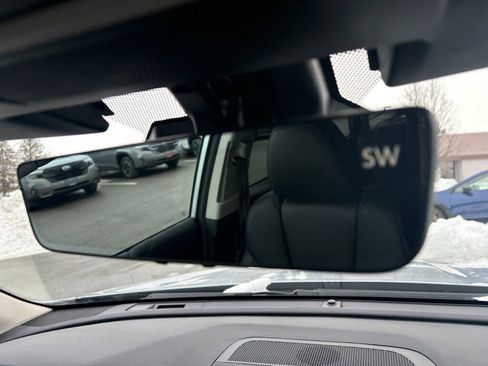 Used 2023 Subaru Outback Touring image 19