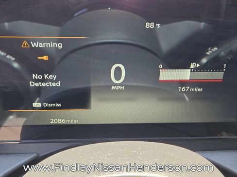 Used 2025 Nissan Kicks SR w/ SR Premium Package FWD image 32