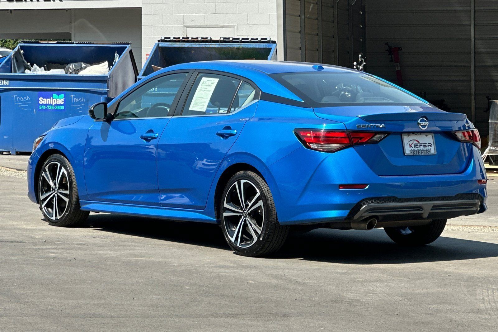 Used 2022 Nissan Sentra SR FWD image 6