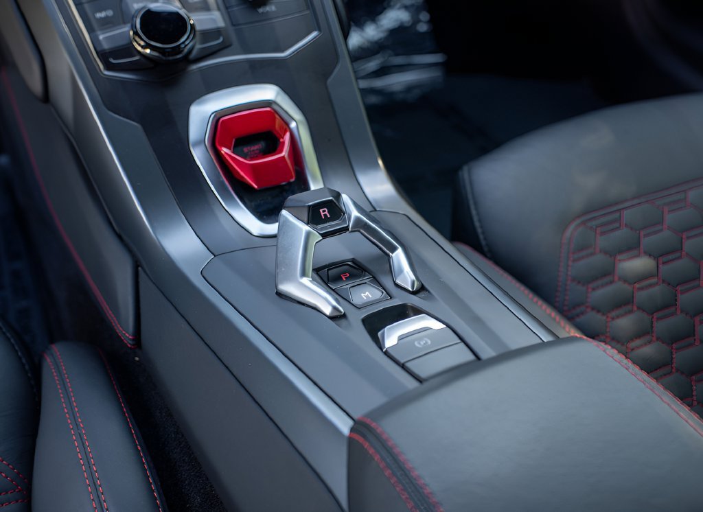 Used 2019 Lamborghini Huracan LP 580-2 RWD image 21