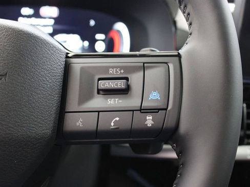 New 2026 Nissan Pathfinder SL w/ SL Premium Package FWD image 26