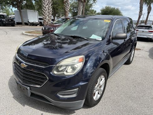 Used 2017 Chevrolet Equinox LS FWD image 3